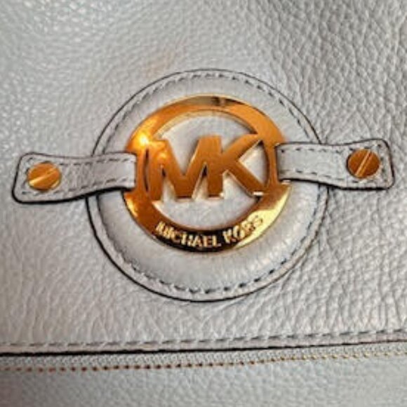 Michael Kors Light Blue Pebbled Leather Crossbody Bag Gold Hardware - Picture 9 of 14